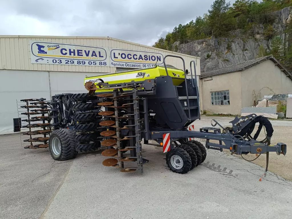E-FARM: Sky maxi drill w 4000 - Seminatrice su sodo - id M4TZ84S - 58.000 € - Anno di costruzione: 2017 - Francia