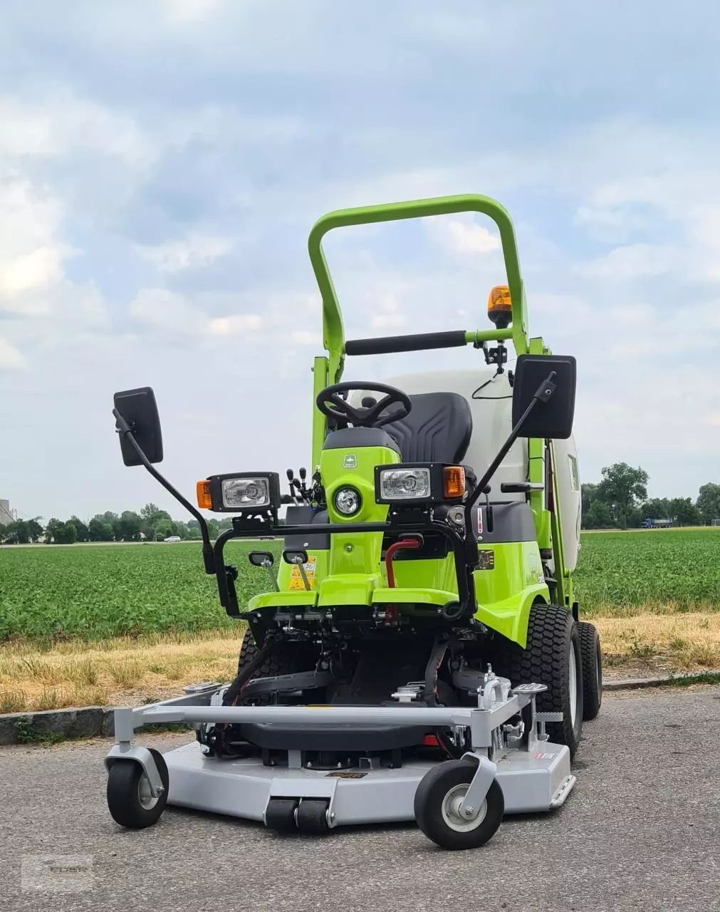 E-FARM: Grillo fd 900 - Tractor - id JP1GNQU - Year of construction: 2022 - Engine power (HP): 26,Germany