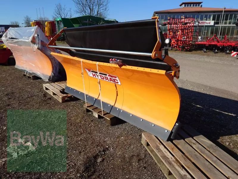 E-FARM: HYDRAC schneepflug lb-iii 300 - Municipal equipment - id GET6MK9 - €10,000 - Year of construction: 2022 - Germany