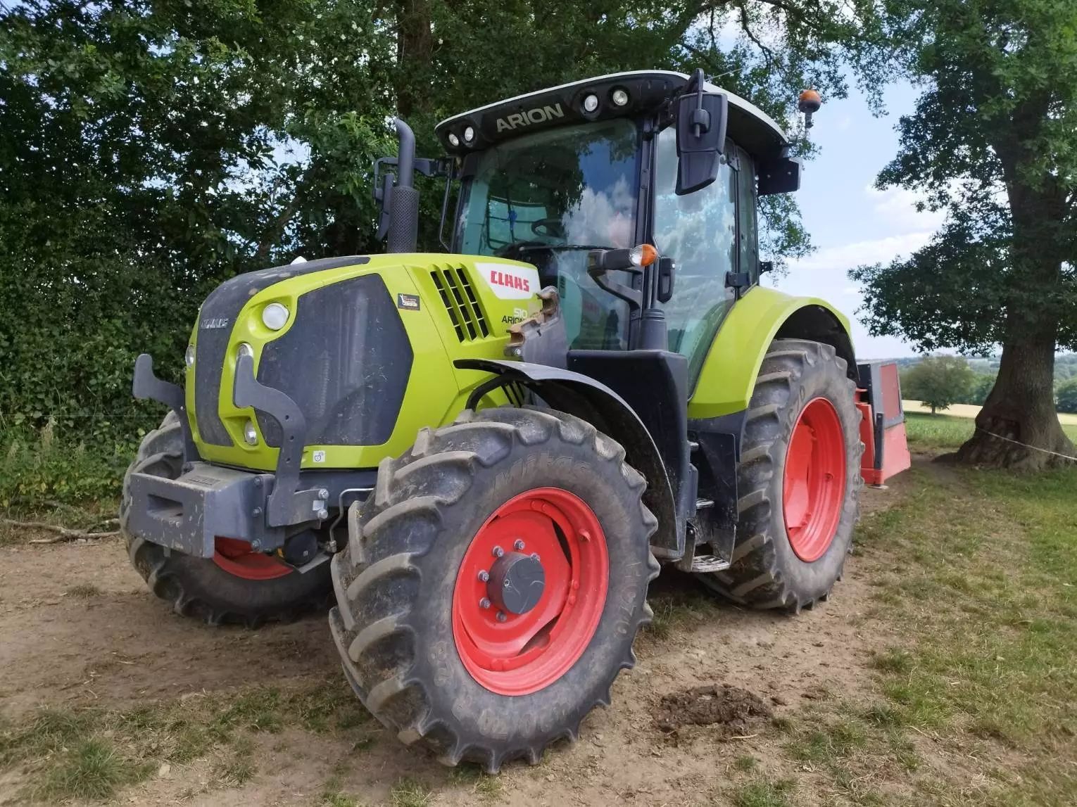 E-FARM: Claas Arion 510 - Tracteur - id XAYQBTZ - 59 000 € - Année: 2020 - Lecture du nombre d'heure: 4 086,Puissance du moteur (chevaux): 110,France