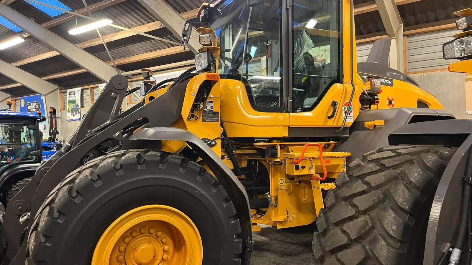 VOLVO l 90h h2 fabriksny dansk maskine med masser af udstyr, blan.co-pilot & med brede 650/65r25 hjul Wheel loader €208,902