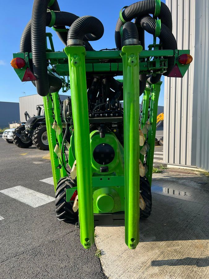 Tecnoma traîné 1500 Pflanzenschutzspritze 14.500 €