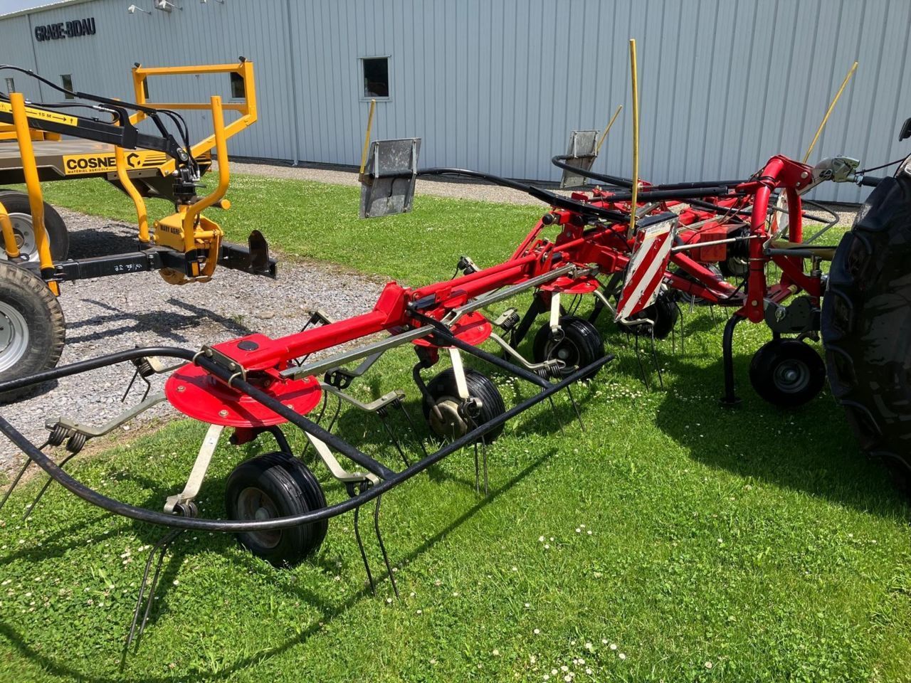 E-FARM: FELLA TH 6606 DN - Faneuse - id ZVAWPRM - 5 500 € - Année: 2012 - France
