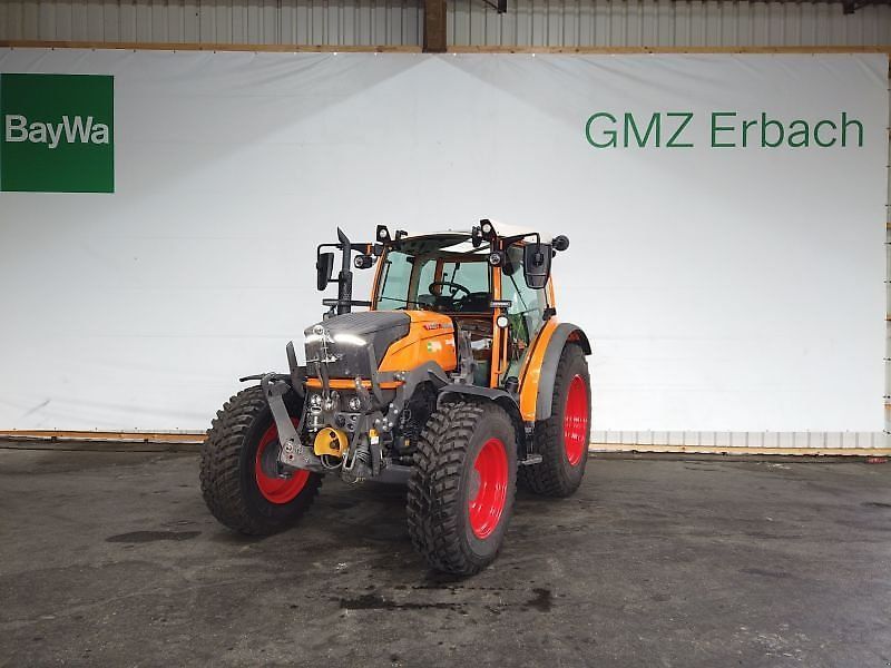 E-FARM: Fendt 211 Vario - Tractor - id 2RCFXWW - 83.500 EUR - Anul: 2023 - Citeste ore: 400,Muterea motorului: 114,Germania