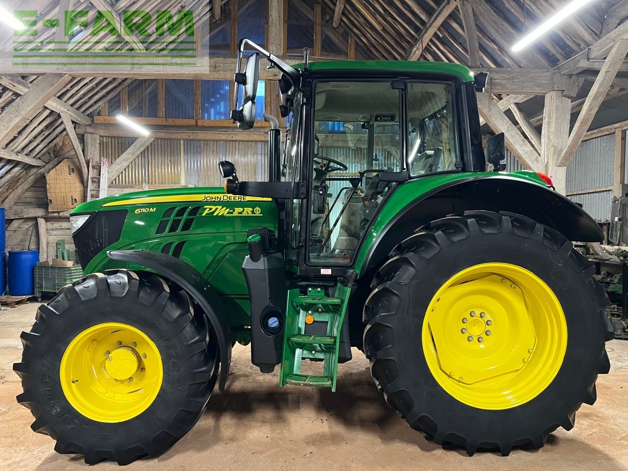 John Deere 6110 M Traktor 69.500 €