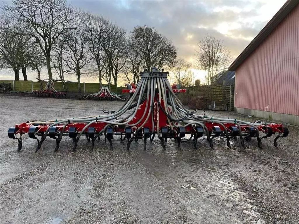 E-FARM: ap 8m sortjords nedfælder m/ pakkevalse - Slurry attachment - id BKHCNZY - €11,388 - Year of construction: 2008 - Denmark