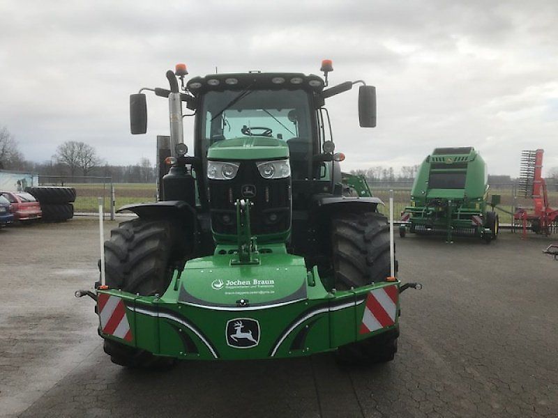E-FARM: John Deere 6215 R - Tractor - id YRC1UEM - €130,850 - Year of construction: 2020 - Engine hours: 2,095,Engine power (HP): 255,Germany