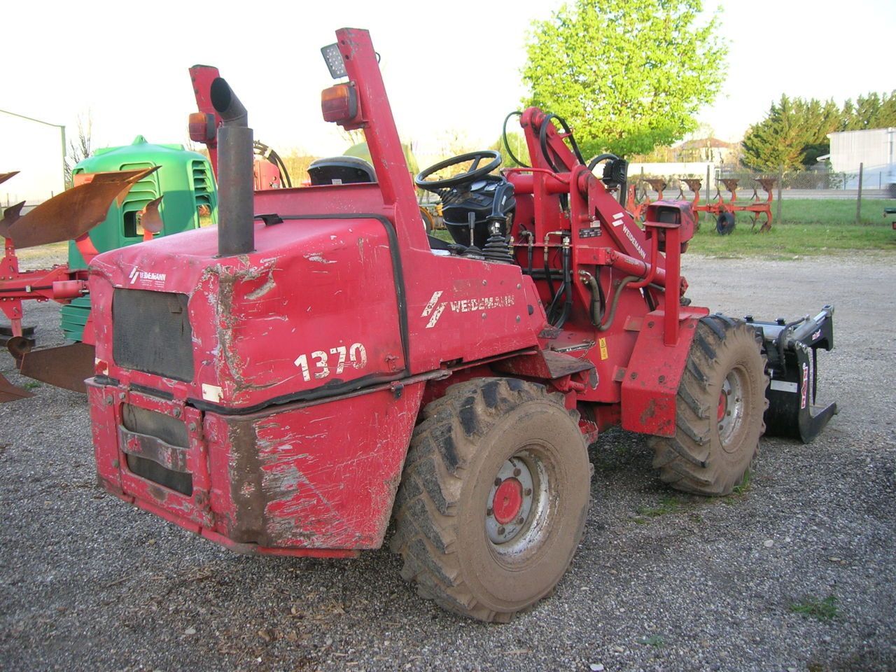 E-FARM: Weidemann 1370 - Mini-chargeuse - id LJDPDSQ - Année: 2004 - France