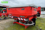 Kuhn axis 50.2 m.emc w fertiliserspreaders €15,200