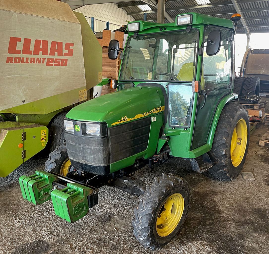 E-FARM: John Deere 4410 - Tractor - id VFPMZPX - €17,000 - Year of construction: 2005 - Engine hours: 1,700,Engine power (HP): 34,France