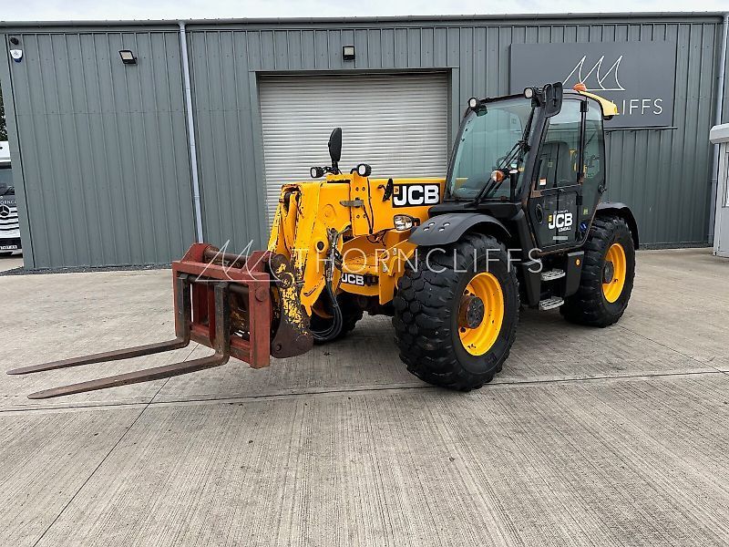 JCB 560-80 Teleszkópos rakodó 53 212 EUR
