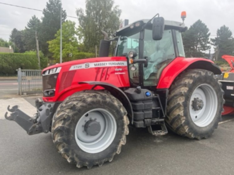 Massey Ferguson 7726S tractor €103,500