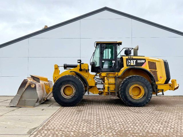 Caterpillar 966M Cargador de ruedas 59.500 €