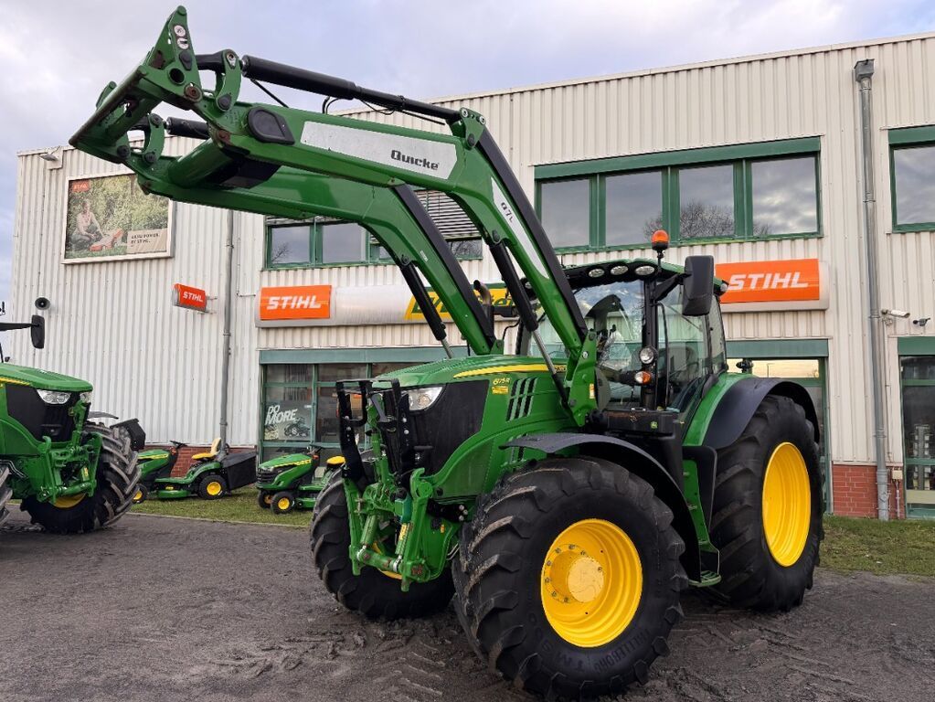 John Deere 6175 R Tractor €109,500