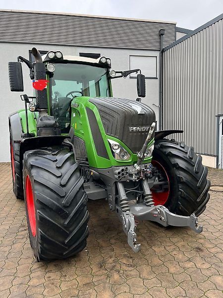 Fendt 828 Vario ProfiPlus Traktor 132.000 €