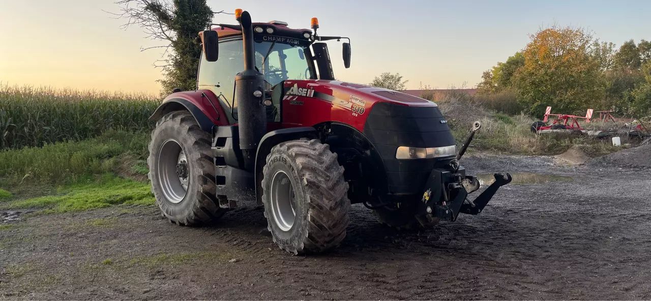E-FARM: Case IH Magnum 310 CVX - Tractor - id KEHWP4T - 120.000 € - Año: 2015 - Potencia del motor: 310,Francia