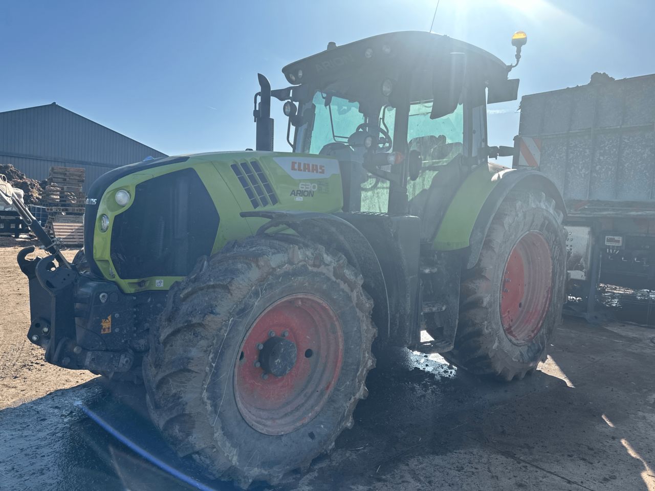 E-FARM: Claas Arion 630 - Traktor - id GZEQ8I2 - 92.000 € - Baujahr: 2022 - Abgelesene Motorstunden: 2.300,Motorleistung (PS): 146,Frankreich