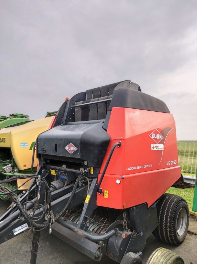 Kuhn VB 2190 Baler €12,500