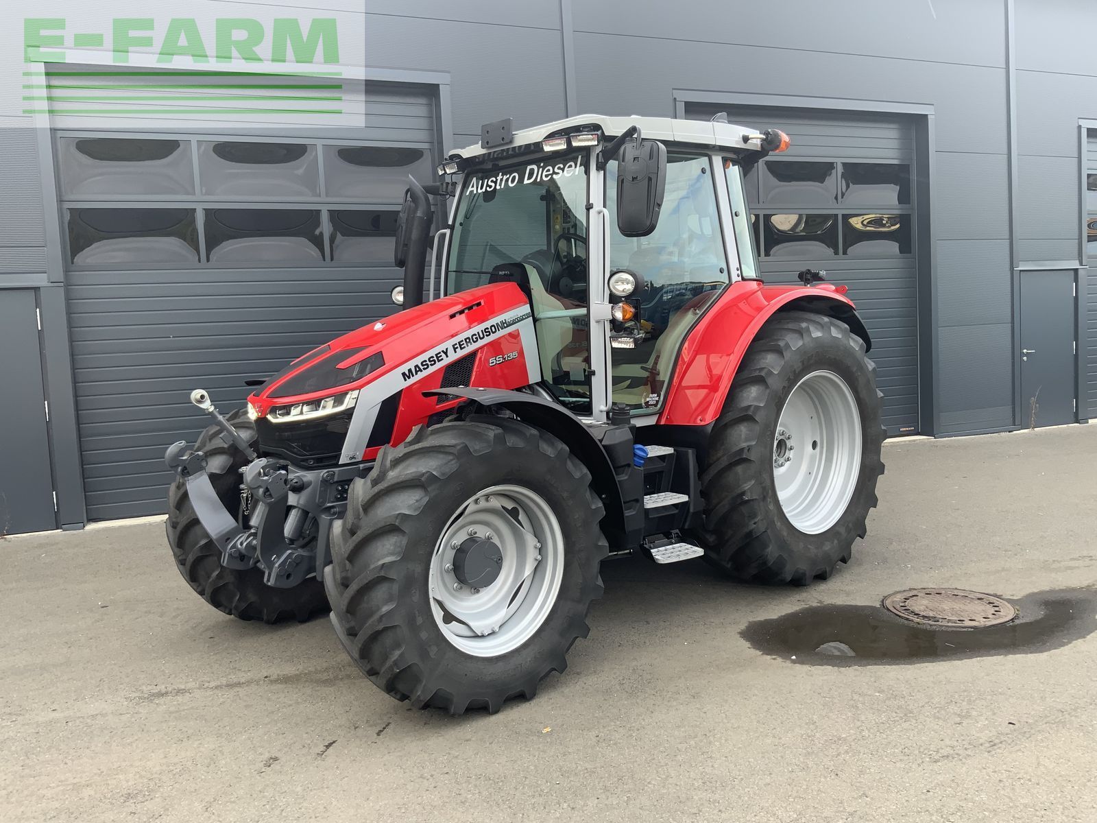 Massey Ferguson 6S.135 Tractor €90,834
