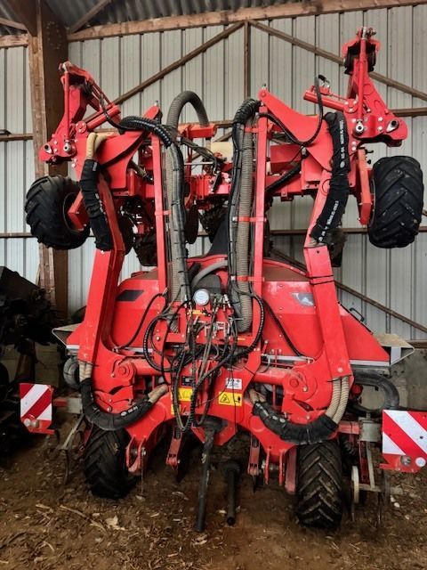 Kuhn maxima 2 rx Maszyna do siewu punktowego 32 000 €