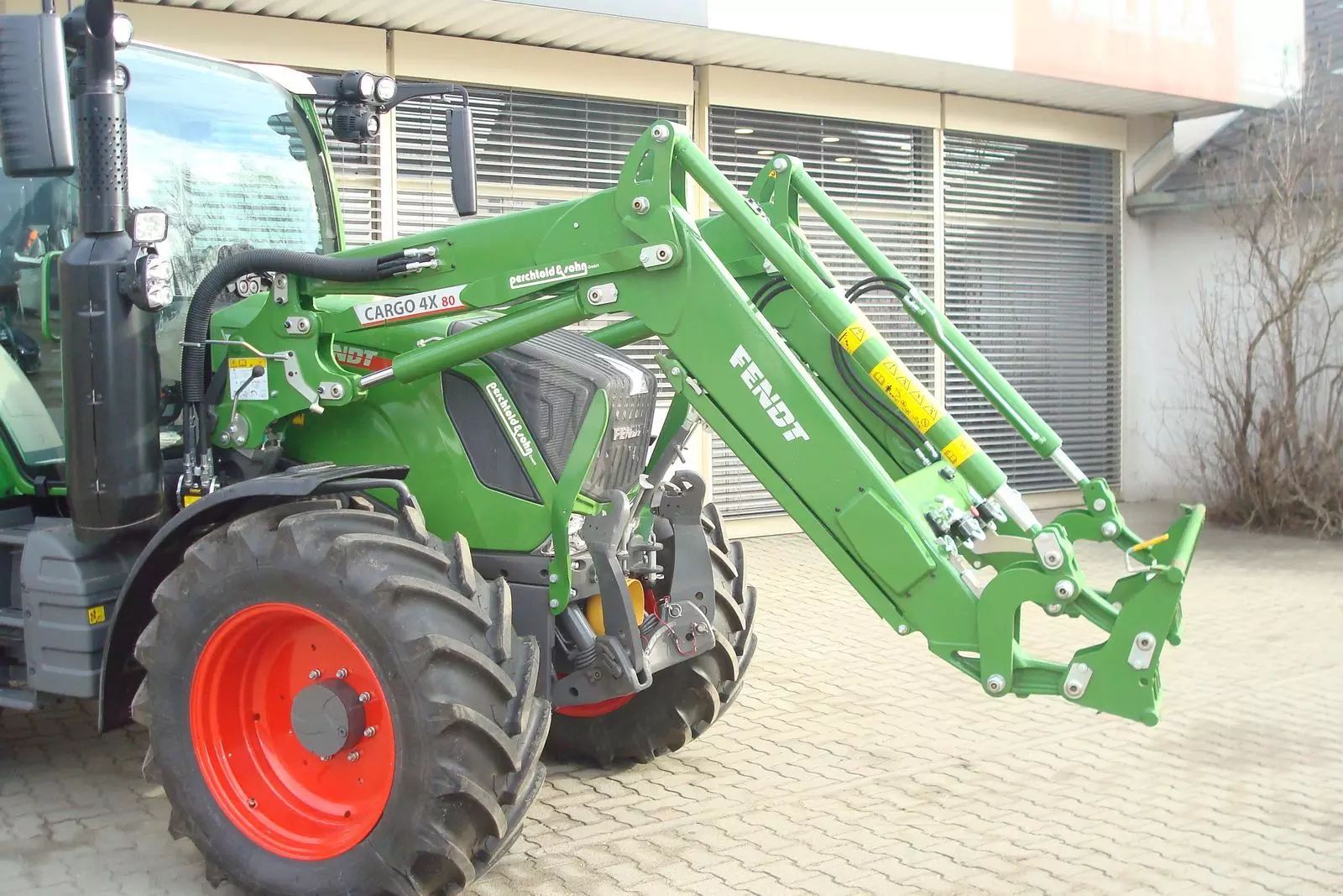 Fendt cargo 4 x/80 dw Част 10 177 €