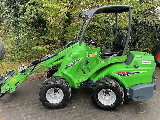 Avant 645 i hoflader / radlader / multifunktionslader Ładowacz gospodarczy 34 990 €