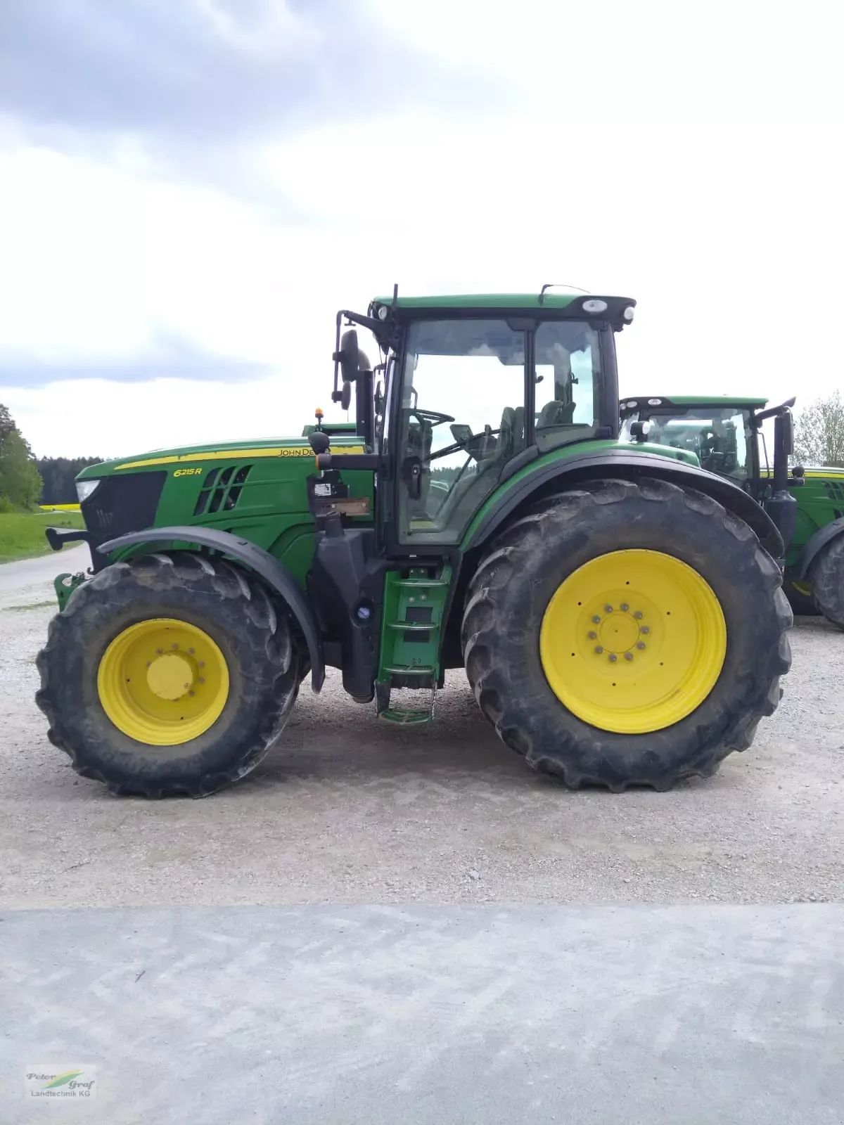 John Deere 6215 R Tractor €105,000