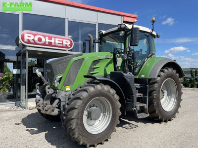 E-FARM: Fendt 828 Vario - Tractor - id 8ZBE9TV - €104,500 - Year of construction: 2017 - Engine hours: 6,040,Engine power (HP): 287,Austria