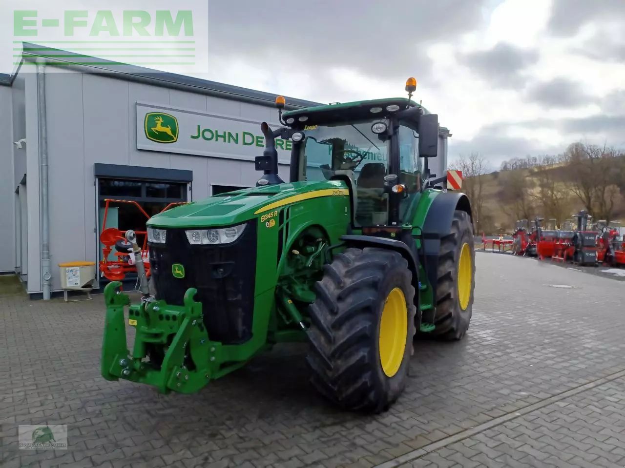 John Deere 8345 R Tractor 155.000 €