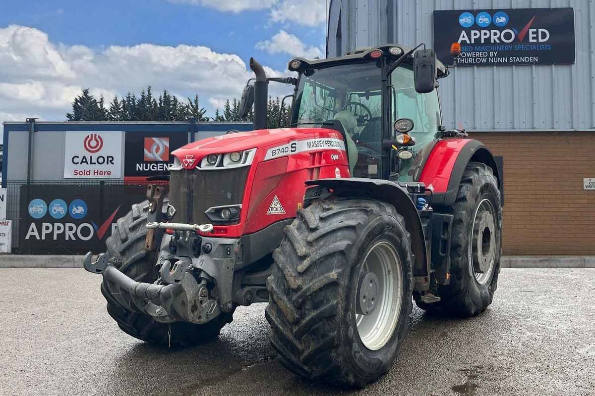 Massey Ferguson 8740 S Τρακτέρ 136.007 €