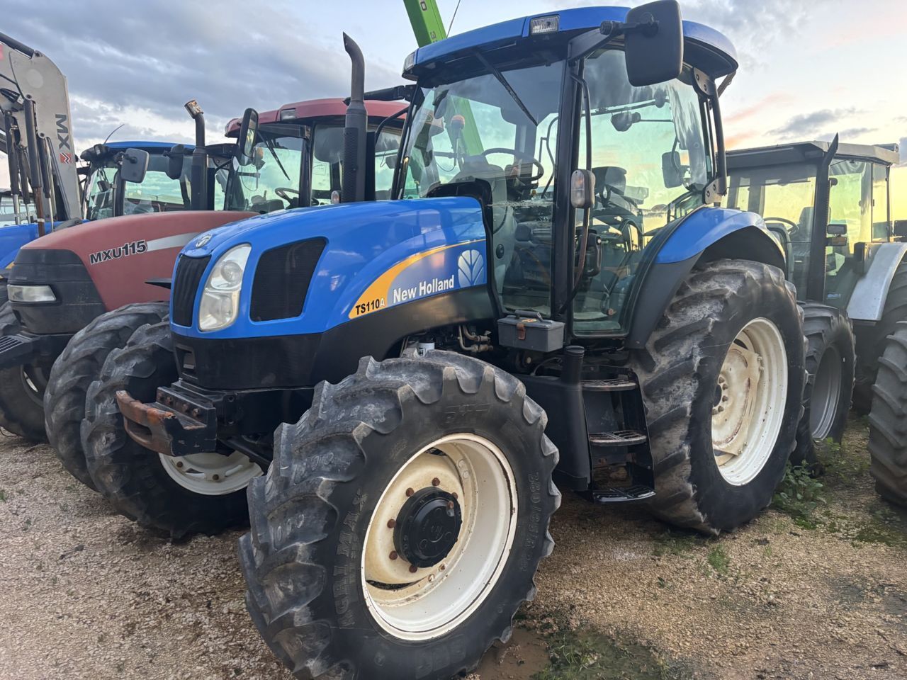New Holland TS 110 A Traktor