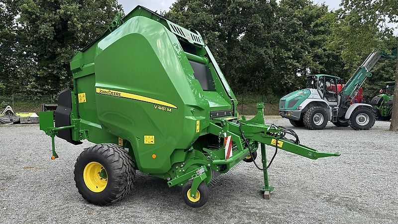 John Deere V461M Empacadora 73.098 €