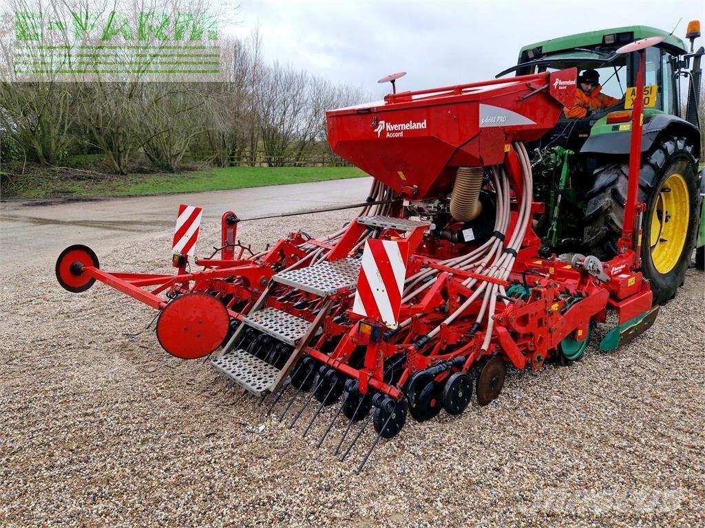 Kverneland 3m powerharrow / disc drill combination Siewnik rzędowy/agregat uprawowo-siewny 17 256 €