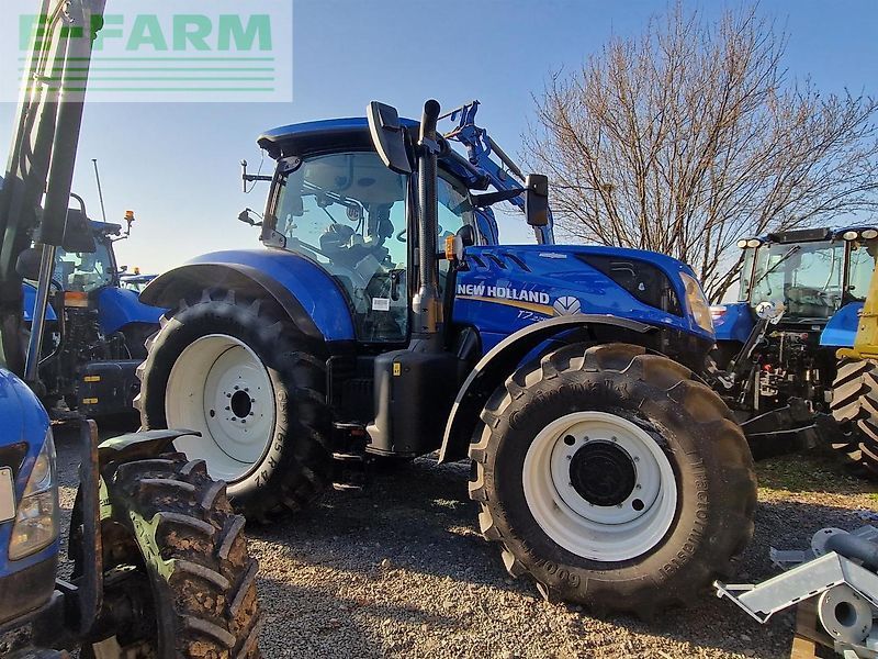 New Holland T7.225 Трактор 119 500 €