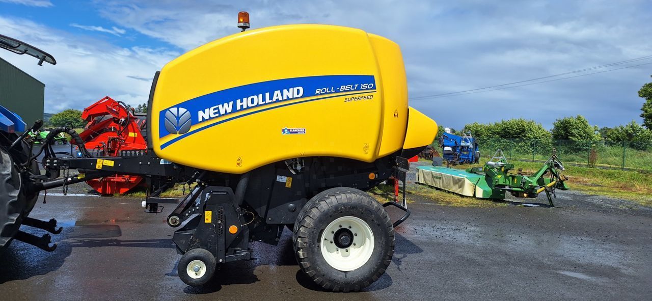 New Holland TM150 Baler €21,500