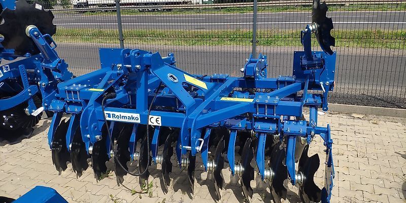 E-FARM: Rolmako frontscheibenegge - 3,0 m - Brona talerzowa i talerzówka kompaktowa - id VSDB4TU - 7090 € - Rok produkcji: 2023 - Niemcy