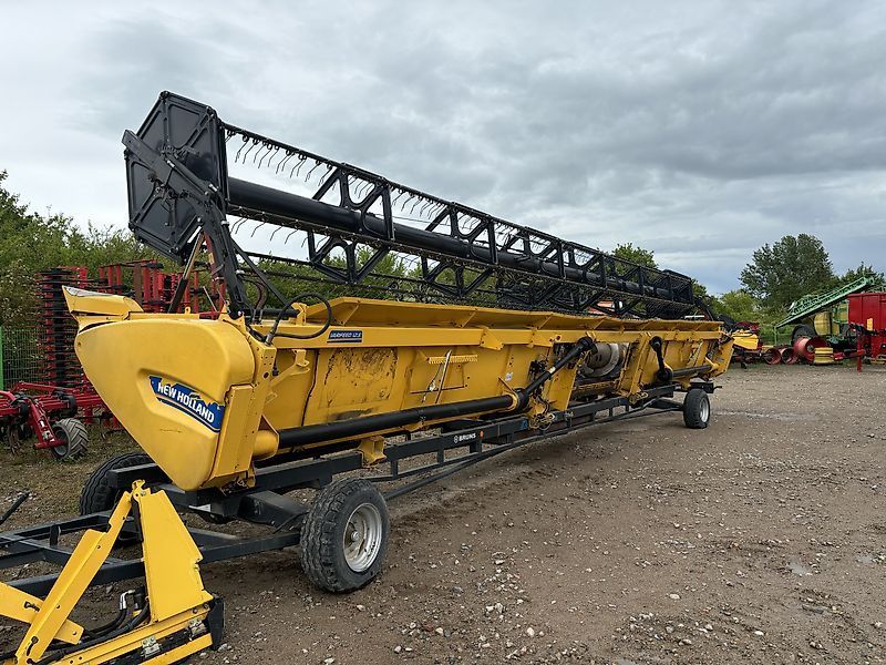 E-FARM: New Holland schneidwerk varifeed12.5 - Header - id SFDLNER - €38,000 - Year of construction: 2017 - Germany