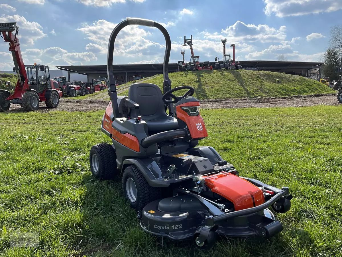 E-FARM: Husqvarna rider 524 x efi mit mähdeck - Rasenmäher - id 2XUPFGQ - 14.158 € - Baujahr: 2025 - Österreich