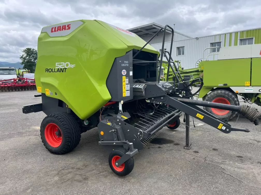E-FARM: Claas Rollant 520 RF - Presă de balotat - id NGKDMAD - 28.500 EUR - Anul: 2020 - Franța