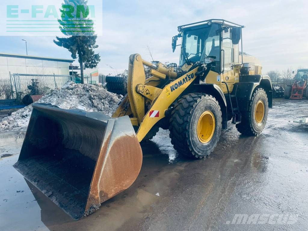 KOMATSU wa 270-8 Gummiged