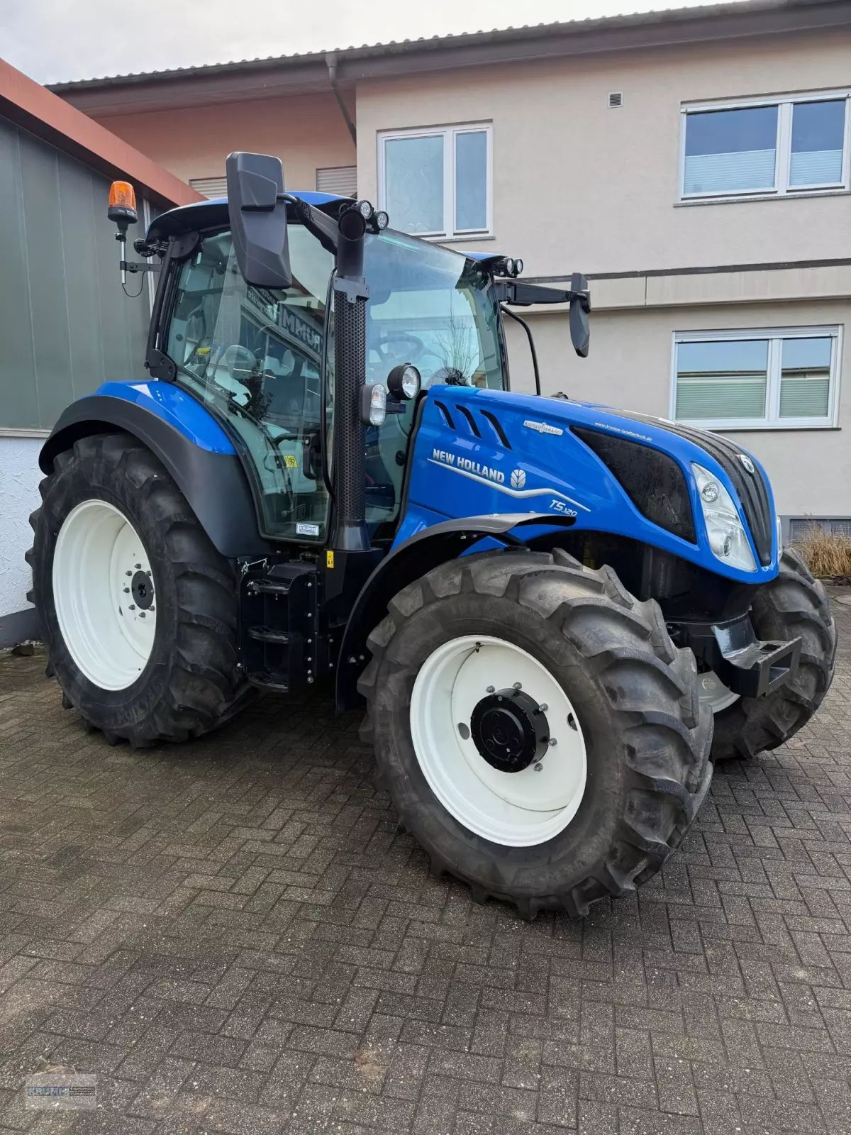New Holland T5.120 Трактор 76 500 €