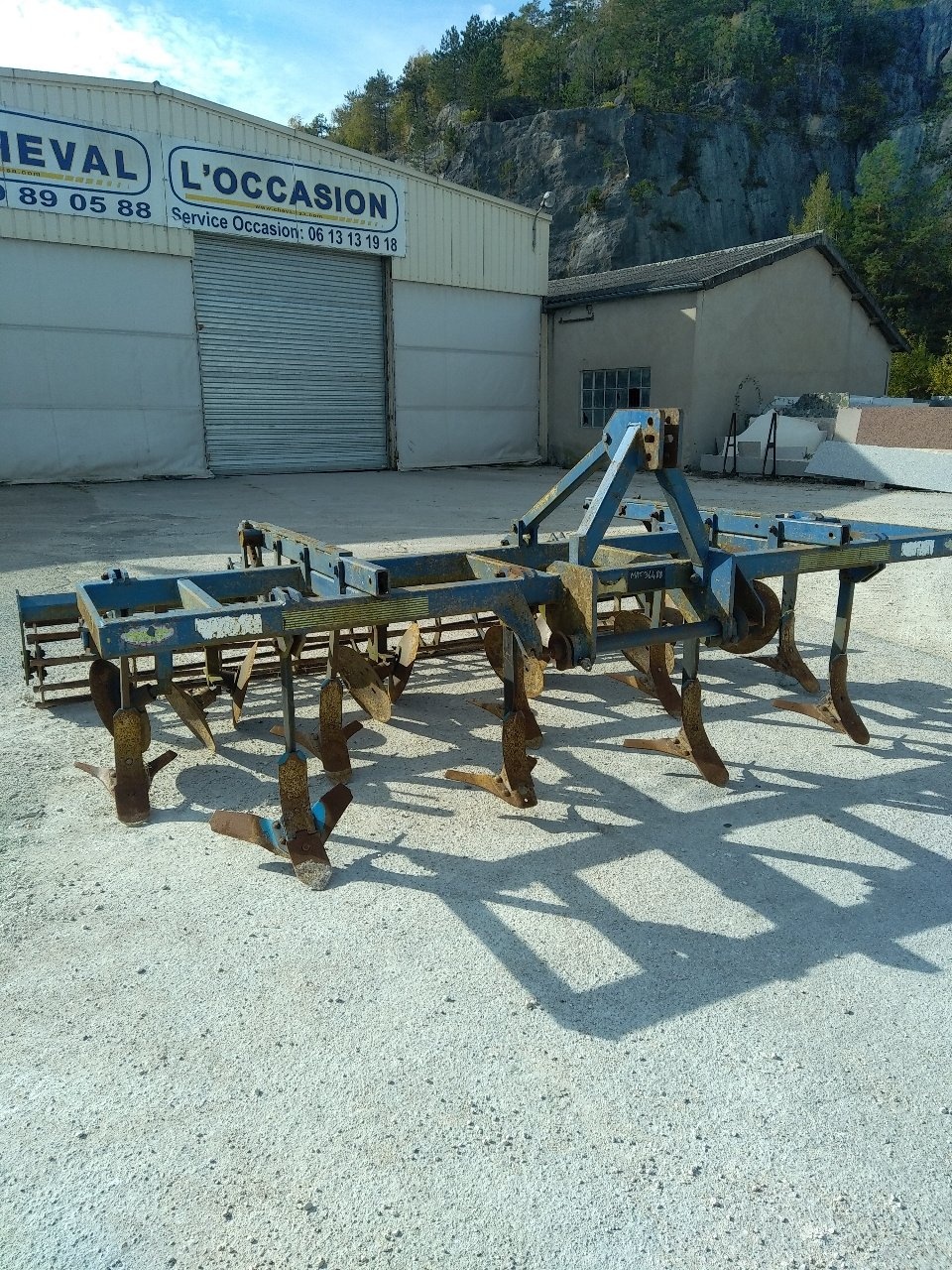 souchu-pinet 4m cultivator €2,500