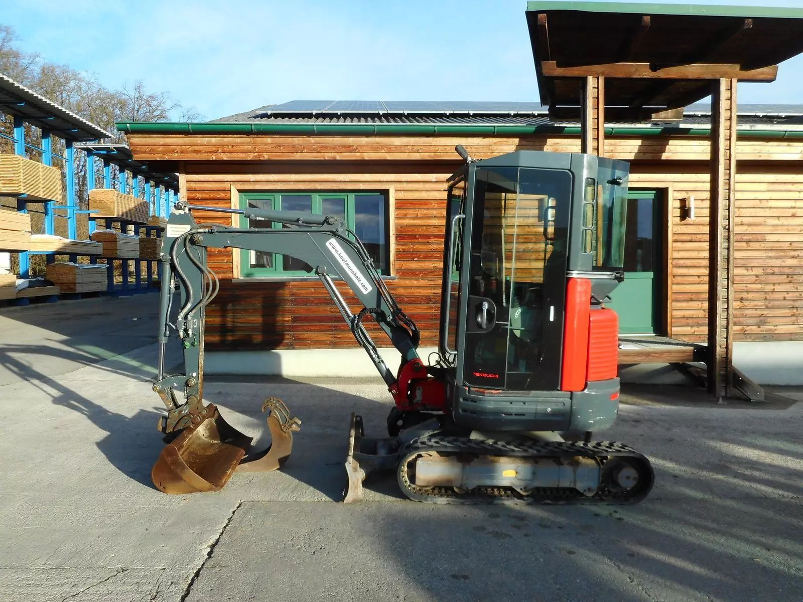 E-FARM: Takeuchi tb23 ( 2.670kg ) hydr. sw + 2 löffel - Mini-pelle - id 4LBIWPN - 19 950 € - Année: 2016 - Autriche