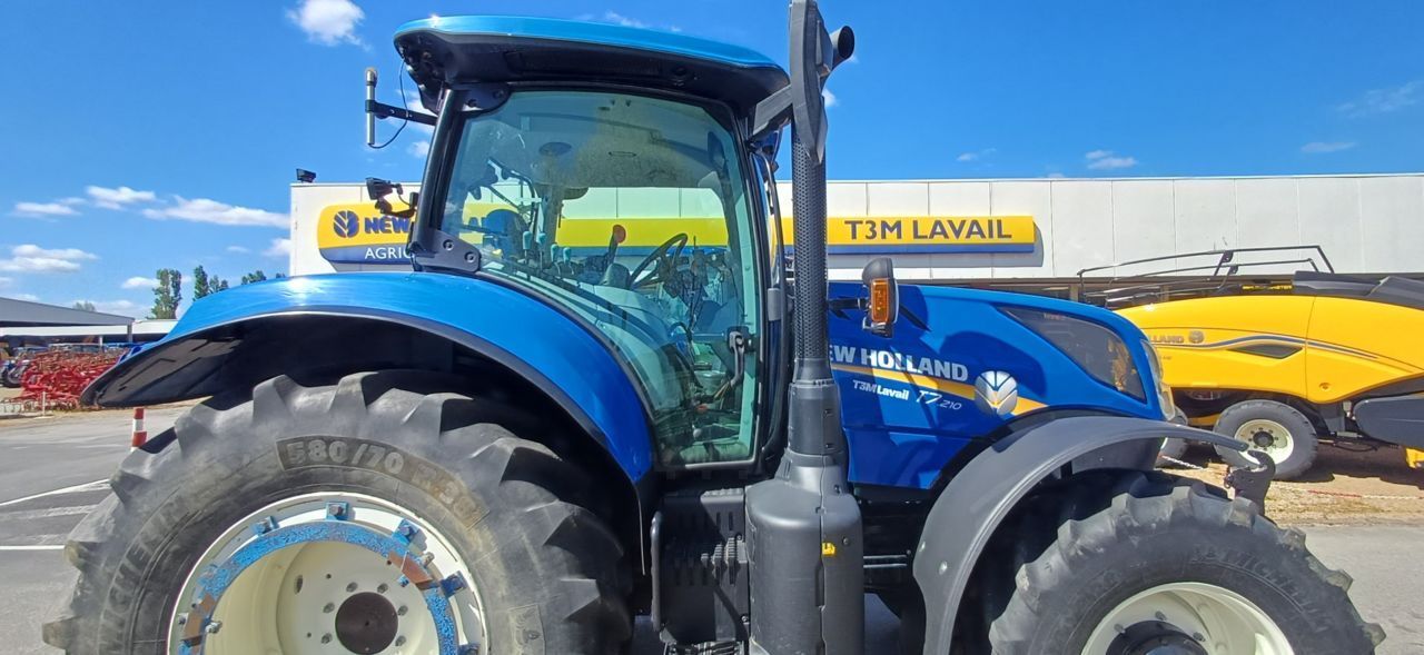 New Holland T7.210 Tractor €78,500