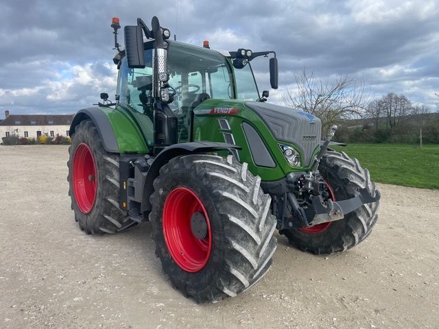 Fendt 724 Vario Tractor 142.000 €
