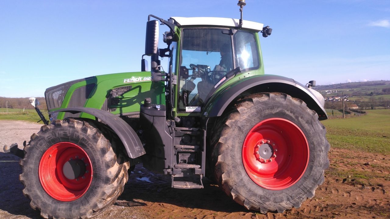 Fendt 826 Vario Profi Plus Tractor 95.000 EUR
