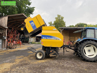 E-FARM: New Holland BR750 - Πρέσσα - id AFJVHIV - 10.505 € - Χρονία: 2006 - Γερμανία