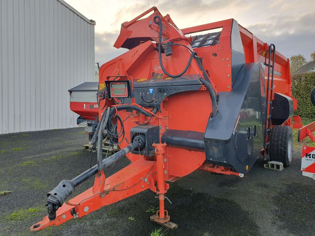 E-FARM: Kuhn Primor 15070 M - Fütterungstechnik Sonstige - id UGXPYQT - 30.000 € - Baujahr: 2021 - Frankreich
