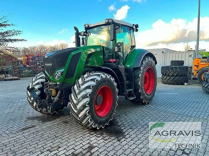 E-FARM: Fendt 828 Vario - Tractor - id HHWUNTW - €119,900 - Year of construction: 2018 - Engine hours: 4,380,Engine power (HP): 260,Germany
