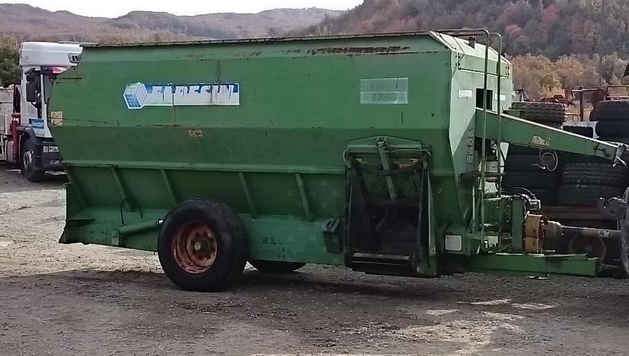 E-FARM: Faresin tmr 1700 - Mélangeurs d'alimentation - id QJ8TDWL - 7 400 € - Année: 1990 - Italie